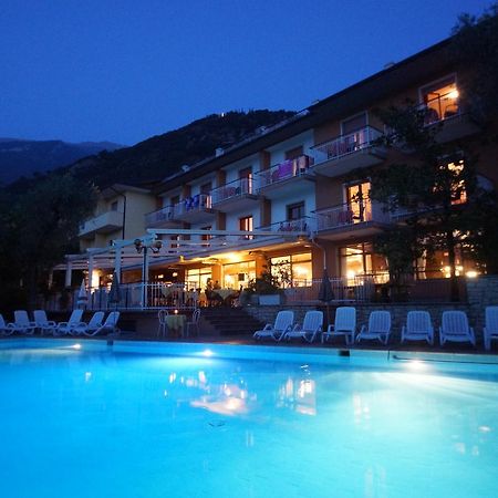 Hotel Alpi Malcesine Ngoại thất bức ảnh