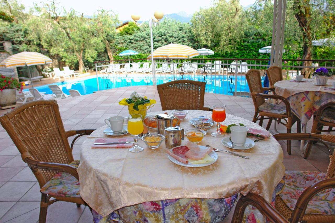 Hotel Alpi Malcesine Ngoại thất bức ảnh