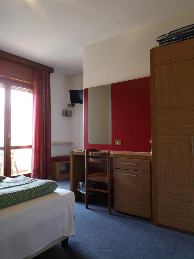 Hotel Alpi Malcesine Ngoại thất bức ảnh