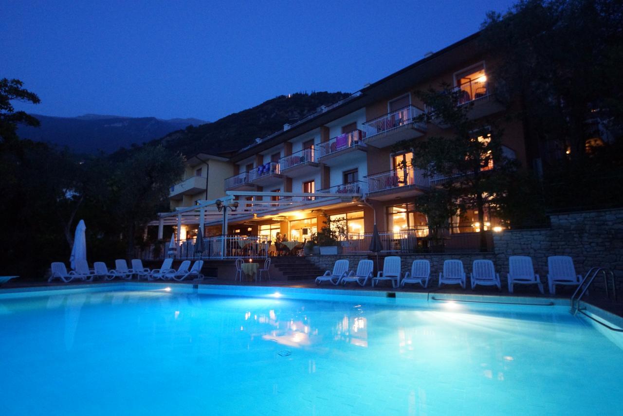 Hotel Alpi Malcesine Ngoại thất bức ảnh