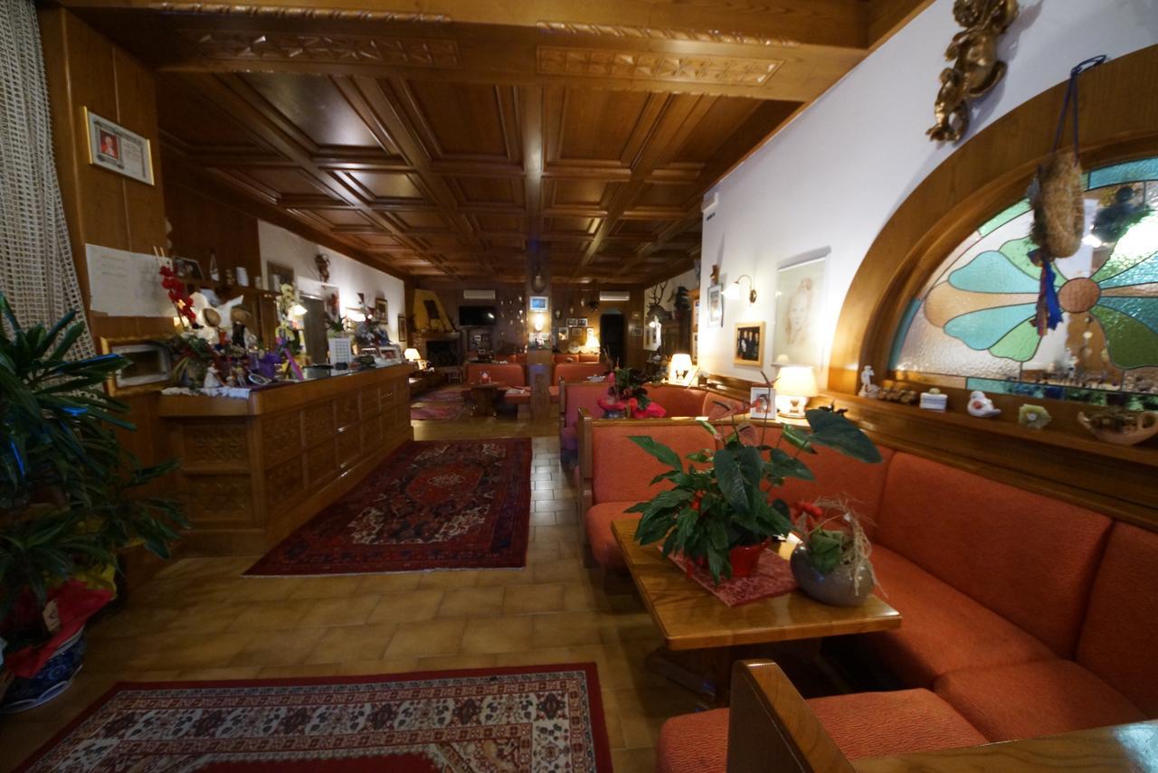 Hotel Alpi Malcesine Ngoại thất bức ảnh