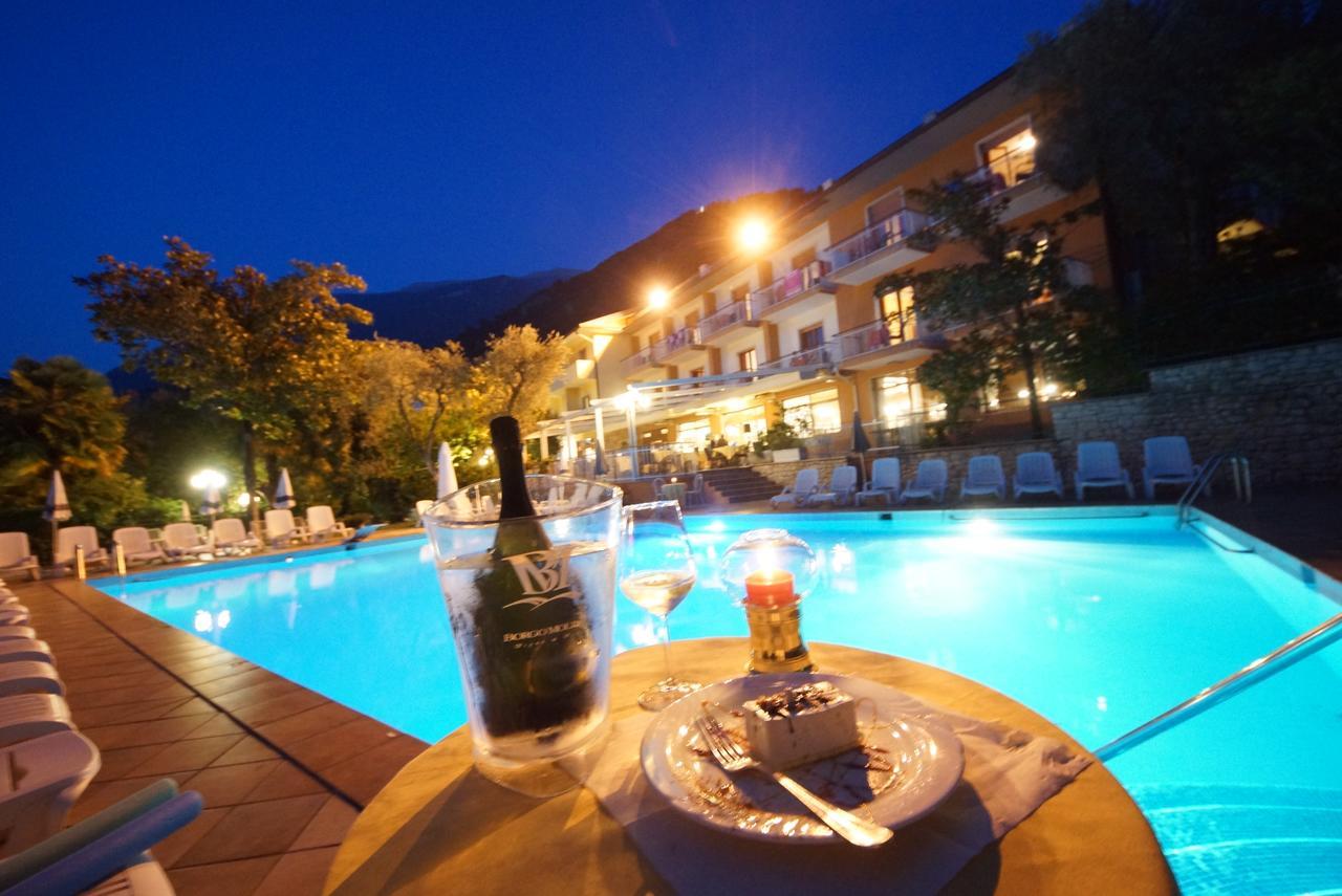 Hotel Alpi Malcesine Ngoại thất bức ảnh