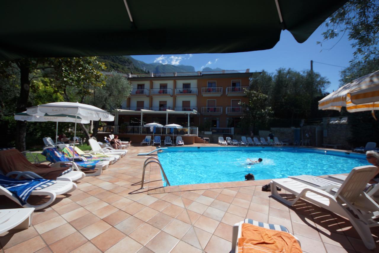 Hotel Alpi Malcesine Ngoại thất bức ảnh