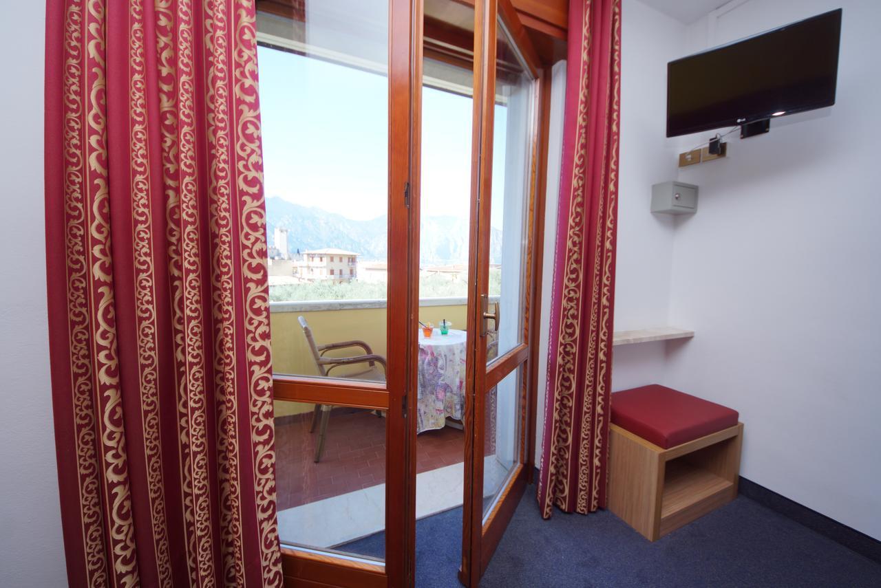 Hotel Alpi Malcesine Ngoại thất bức ảnh